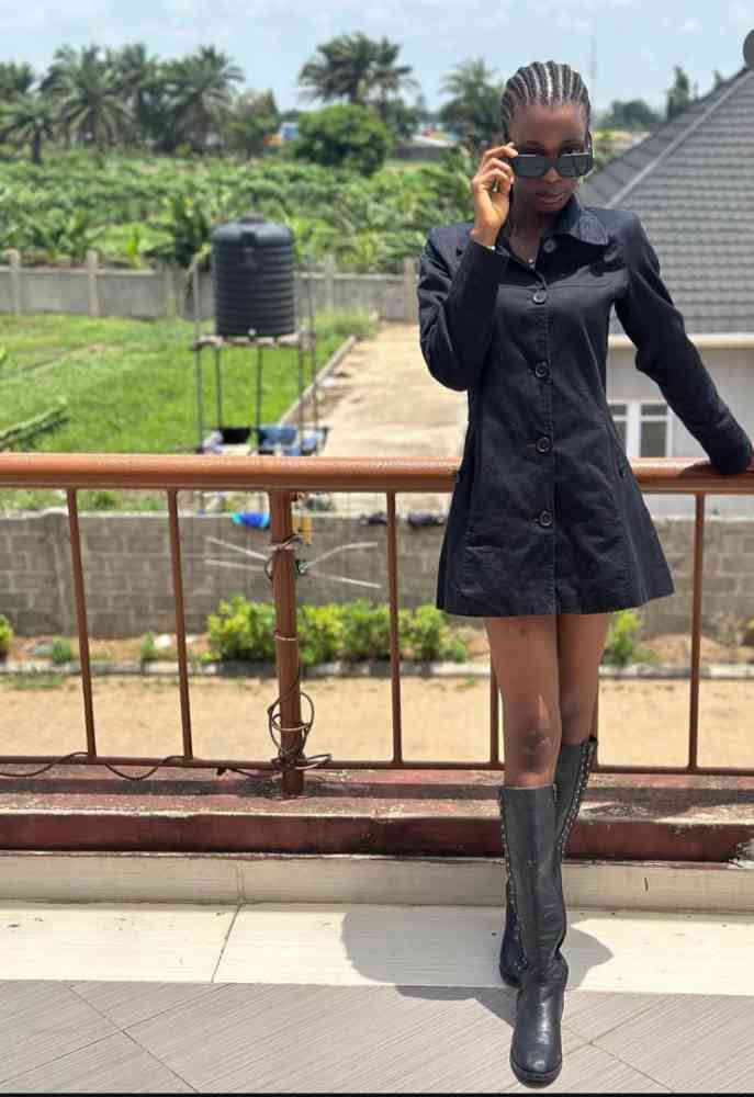 Modellike_Shidara